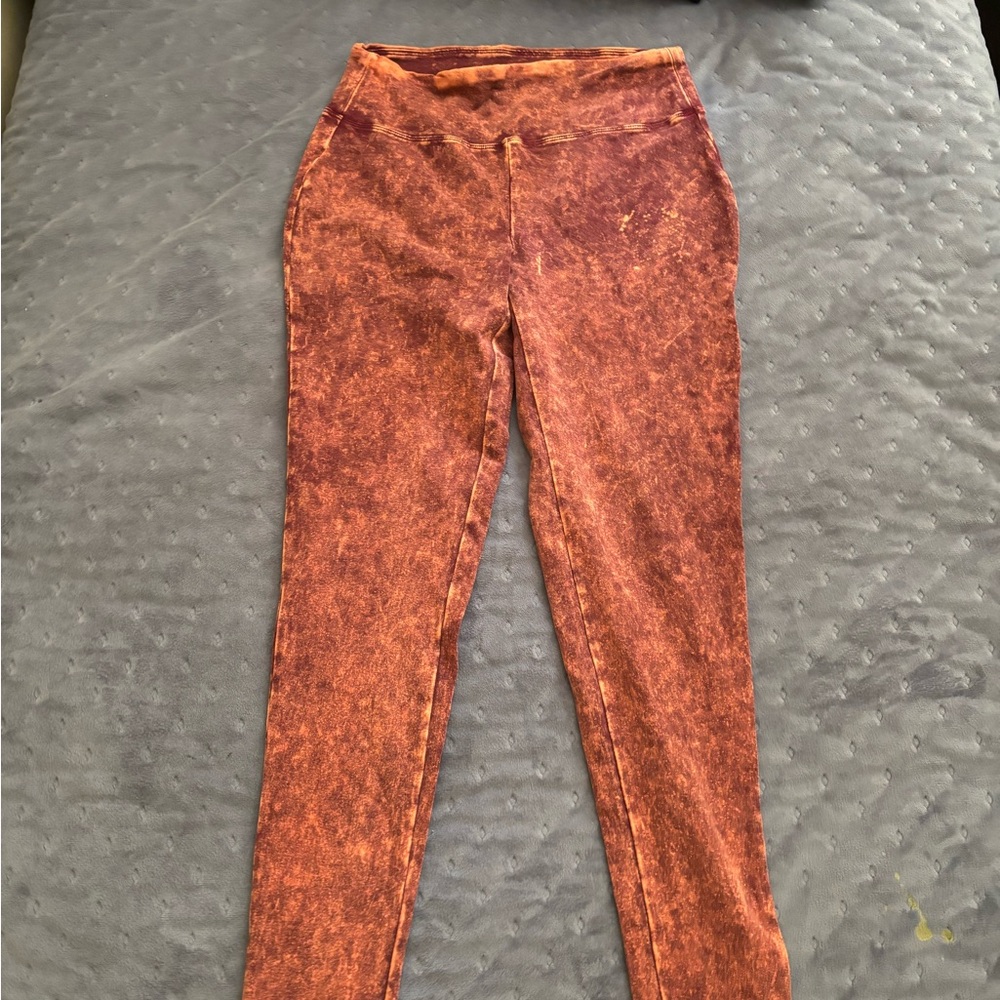 Zenana Outfitters Rust Acid Wash Leggings